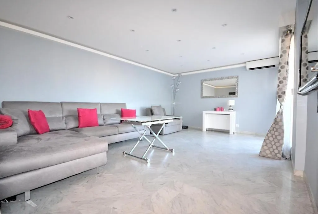 Apartment Bel Appartement Calme Et Tres Lumineux Antibes France
