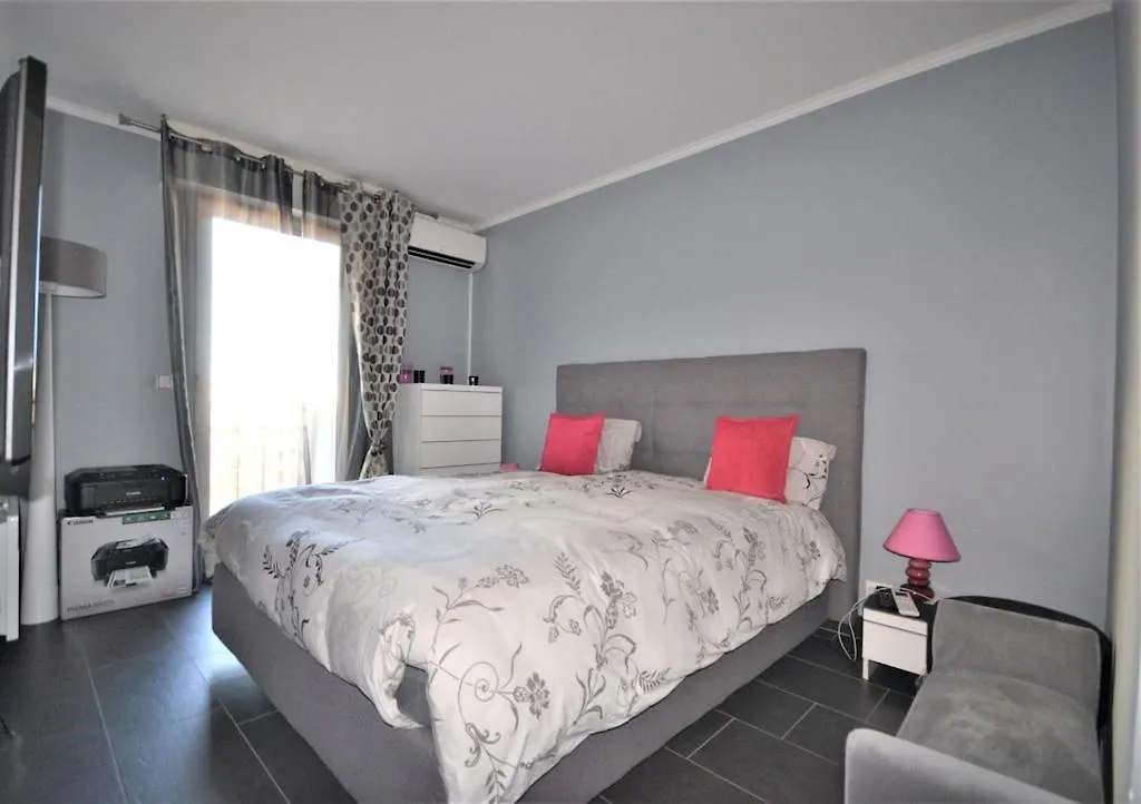 Bel Appartement Calme Et Tres Lumineux Антиб